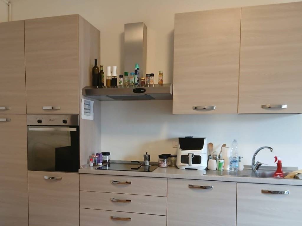 appartamento in affitto a Milano in zona Lorenteggio