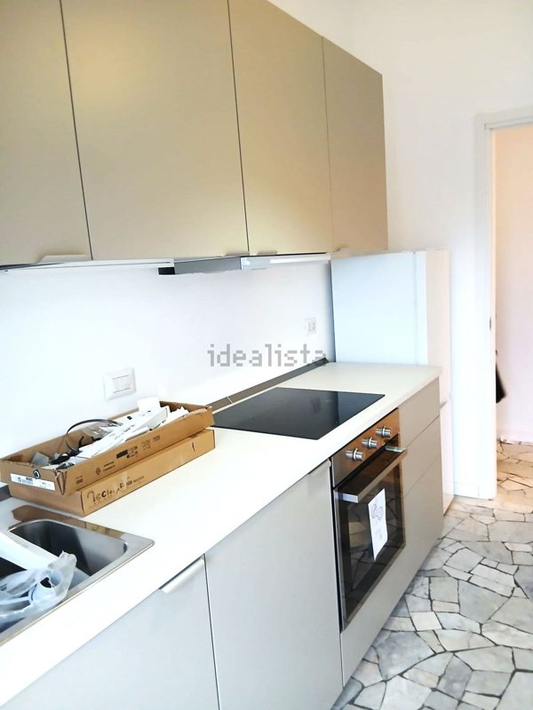 appartamento in affitto a Milano in zona Lorenteggio