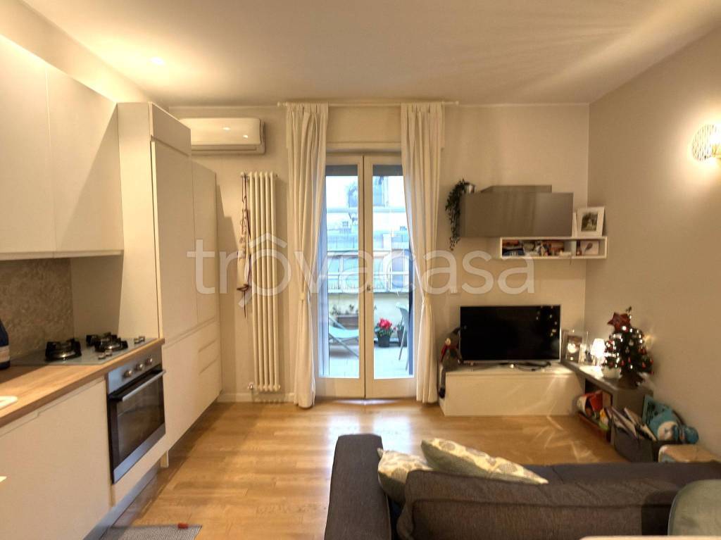 appartamento in affitto a Milano in zona Solari