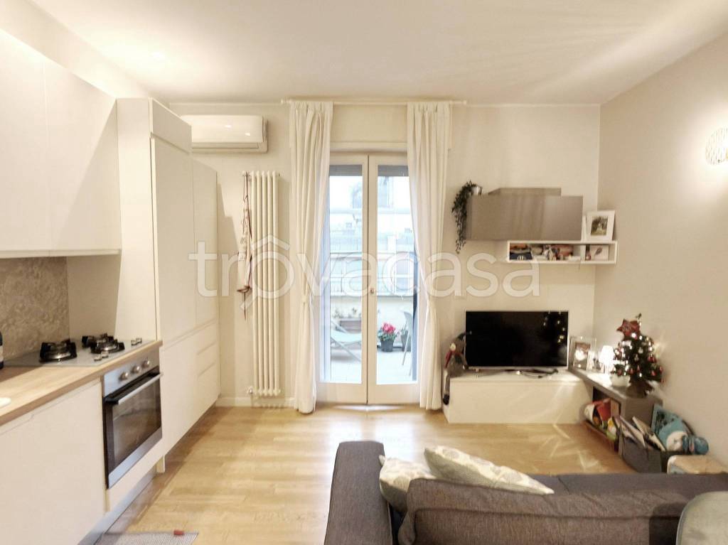 appartamento in affitto a Milano in zona Solari