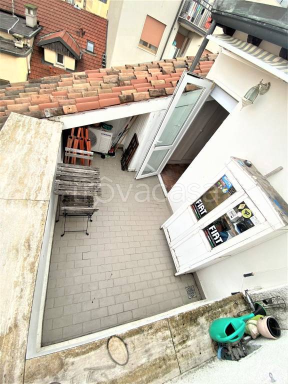 appartamento in affitto a Milano in zona Porta Genova