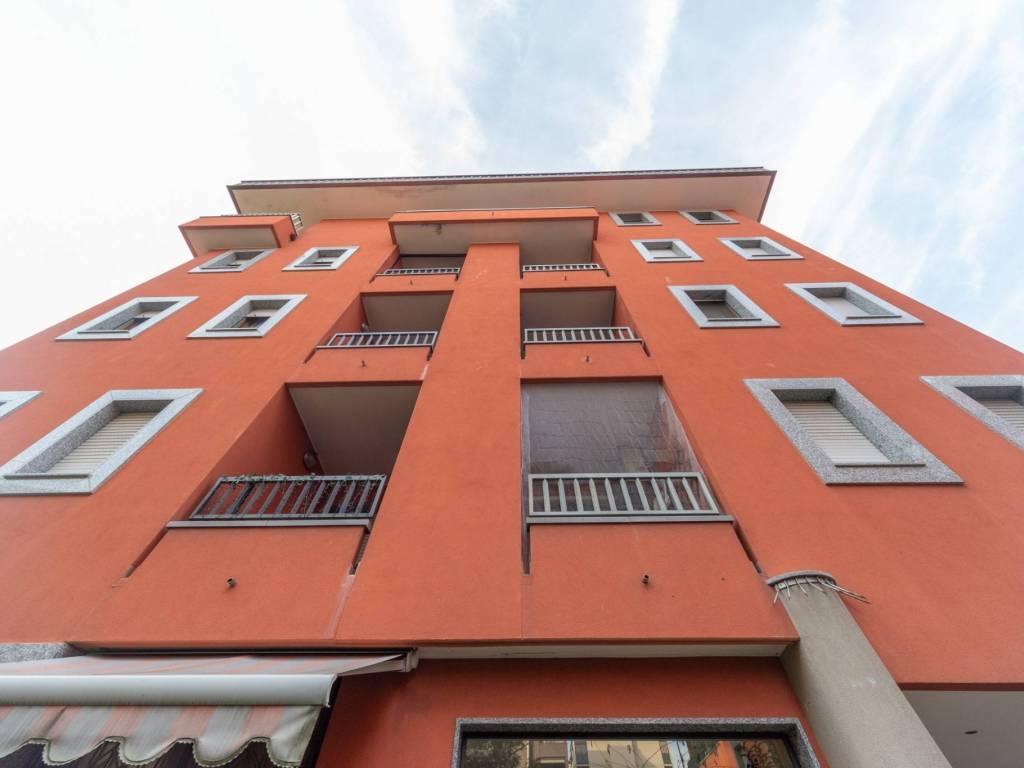 appartamento in affitto a Milano in zona Vigentino