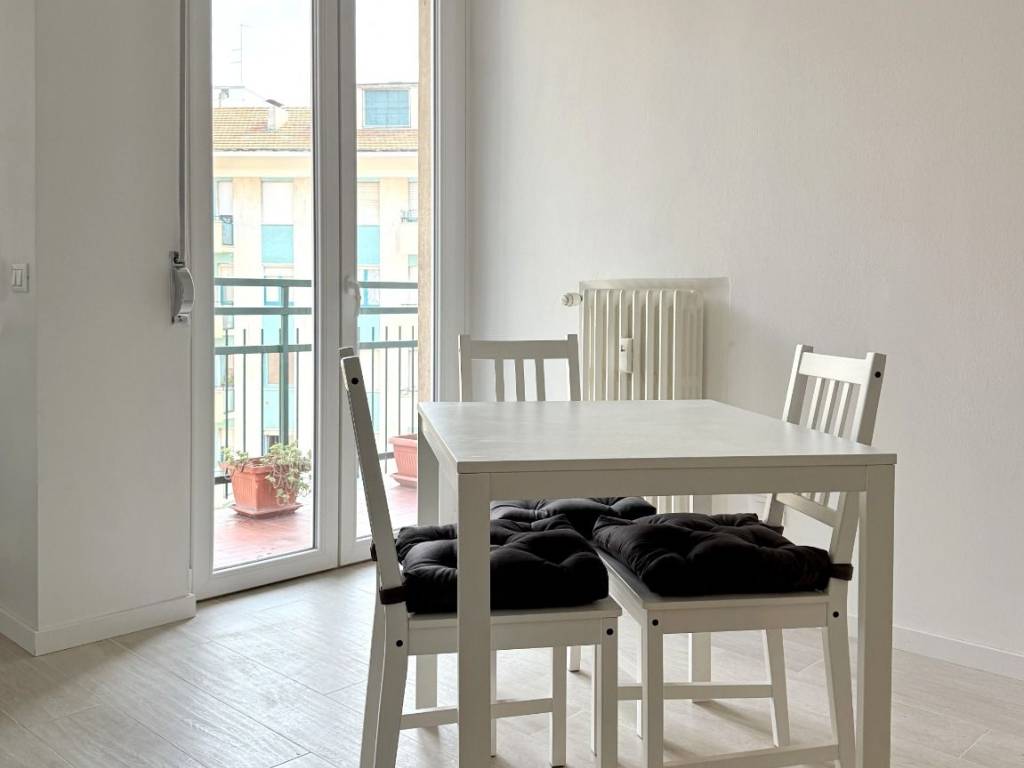 appartamento in affitto a Milano in zona Famagosta