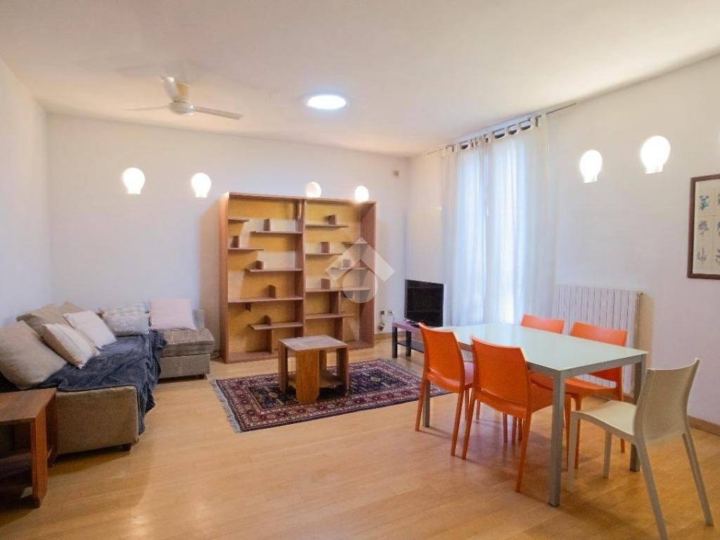 appartamento in affitto a Milano in zona Porta Garibaldi