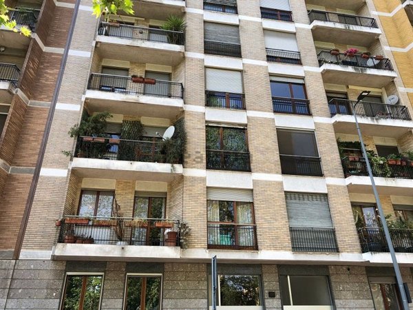 appartamento in affitto a Milano in zona Porta Romana