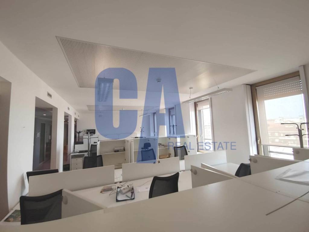 ufficio in affitto a Milano in zona Lambrate