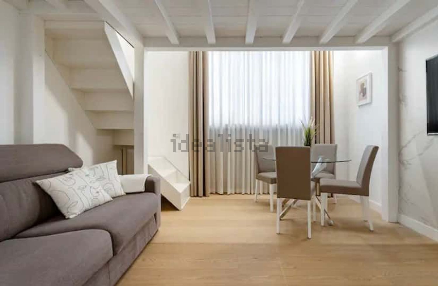 appartamento in affitto a Milano in zona Lorenteggio