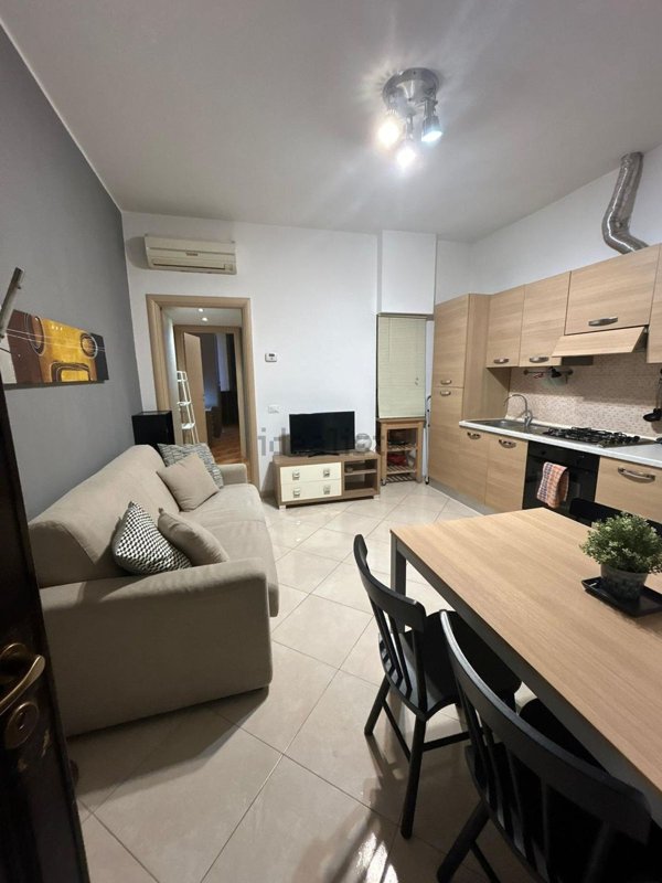 appartamento in affitto a Milano in zona XXII Marzo