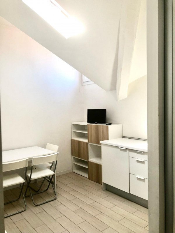 monolocale in affitto a Milano in zona Loreto
