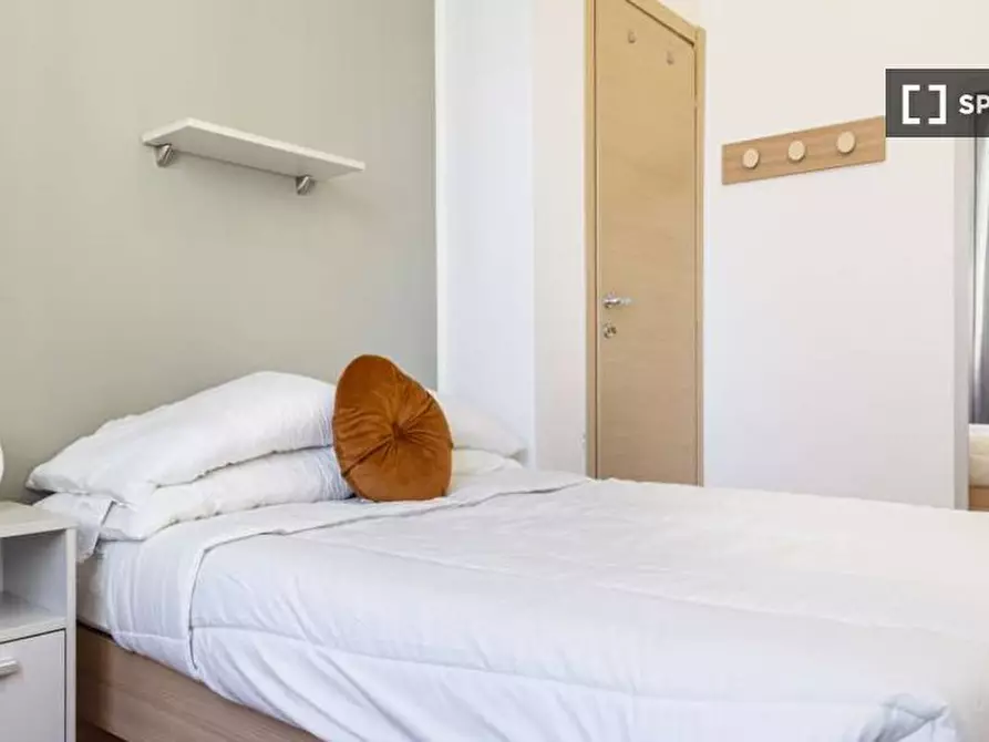 appartamento in affitto a Milano in zona Guastalla