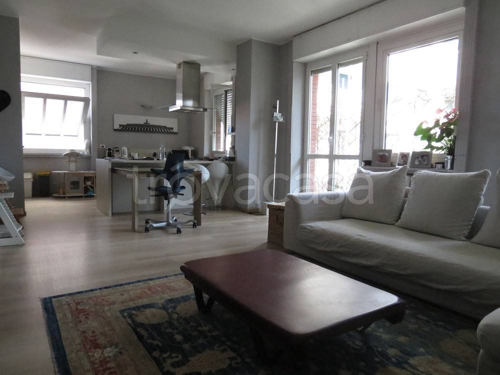 appartamento in affitto a Milano in zona Porta Garibaldi