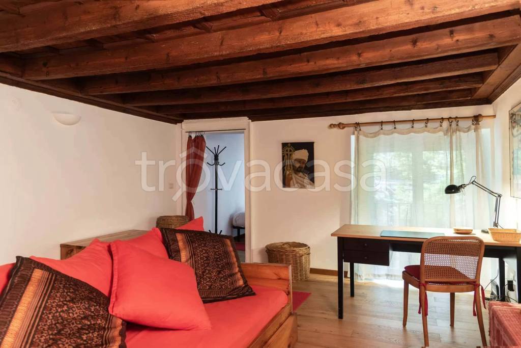 appartamento in affitto a Milano in zona Centro Storico