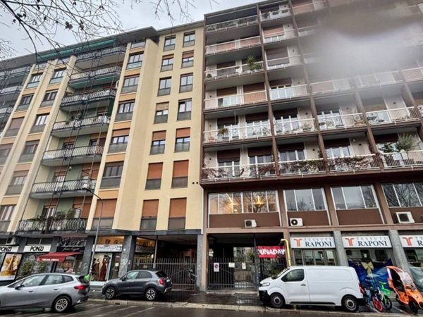 locale di sgombero in affitto a Milano