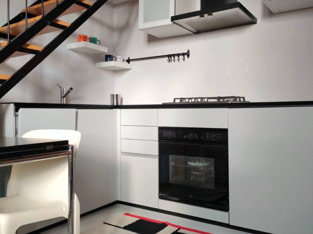 appartamento in affitto a Milano in zona Piazzale Lodi