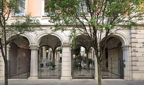 appartamento in affitto a Milano in zona Sant'Ambrogio