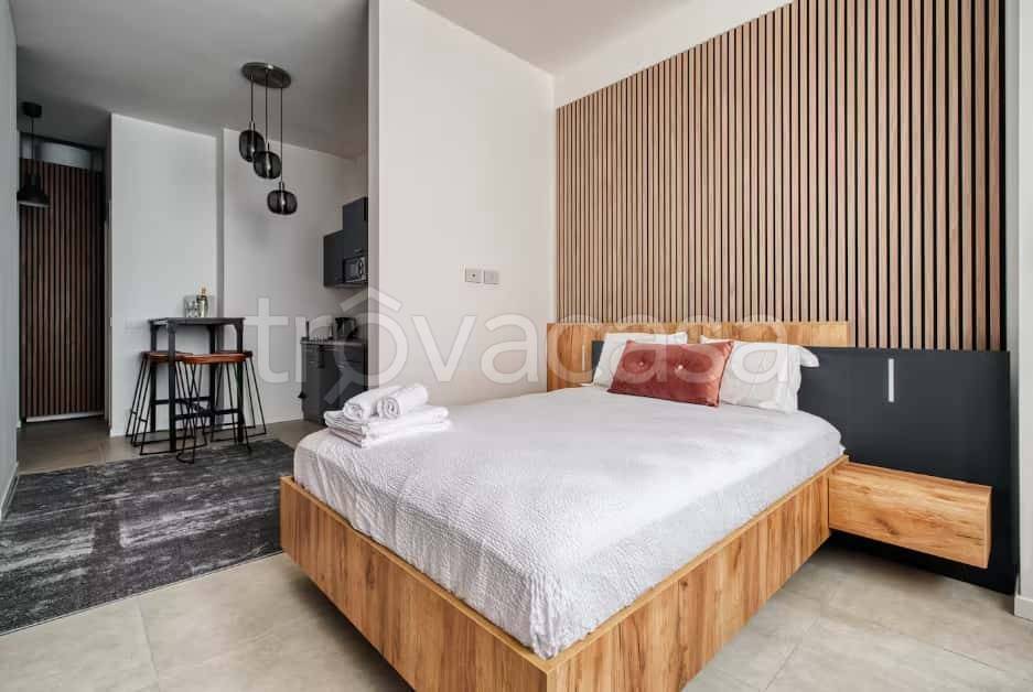 appartamento in affitto a Milano in zona Guastalla