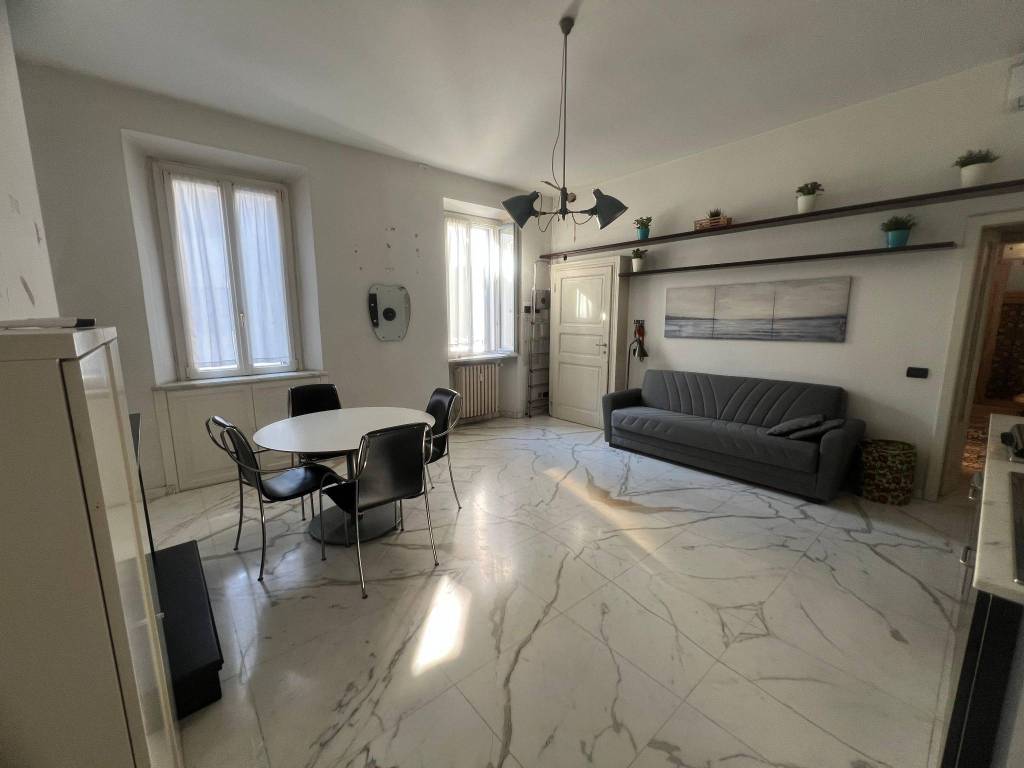appartamento in affitto a Milano in zona Sant'Ambrogio