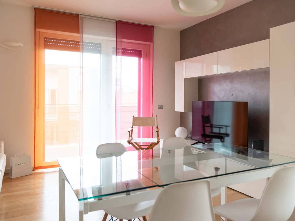 appartamento in affitto a Milano in zona Famagosta