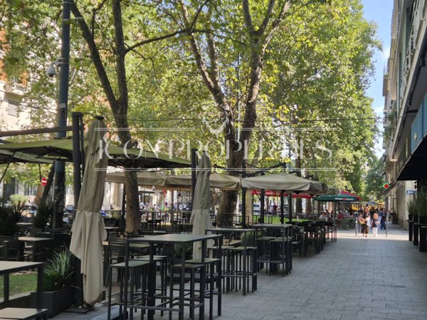 negozio in affitto a Milano in zona Sempione