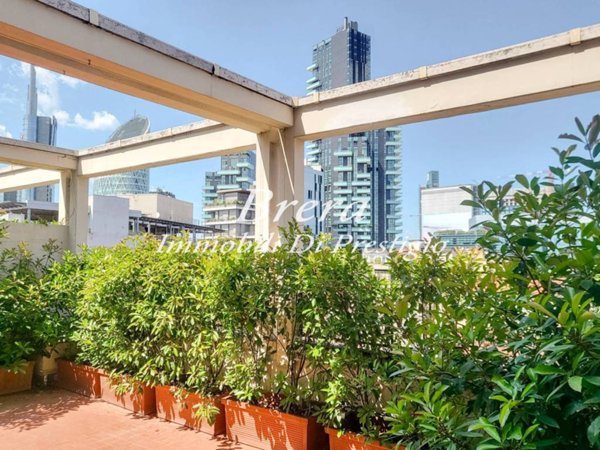 appartamento in affitto a Milano in zona Porta Nuova