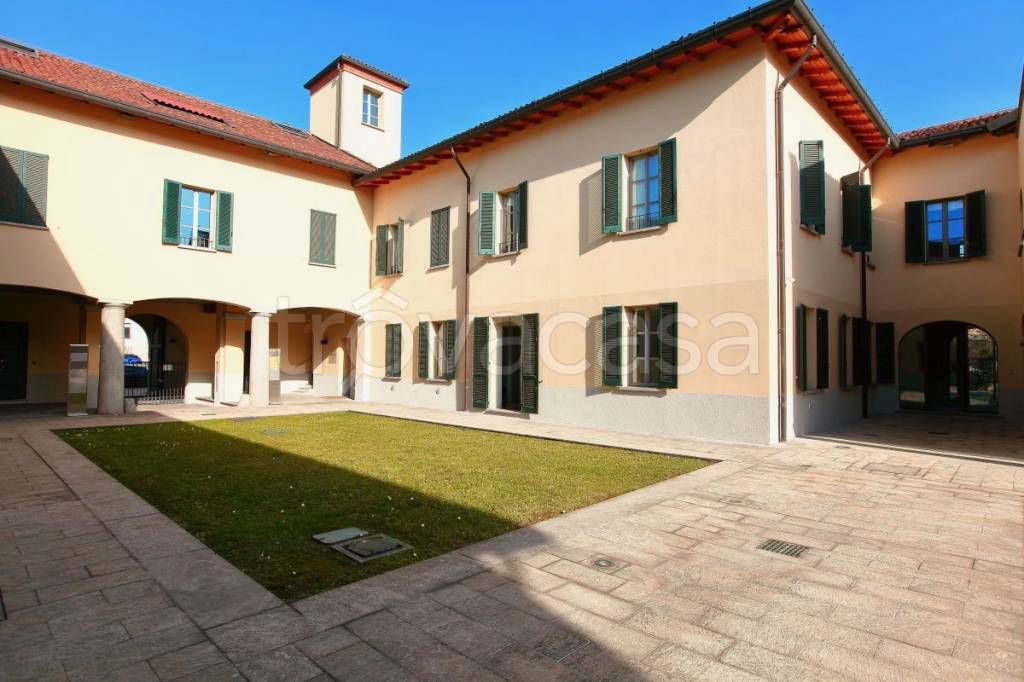 appartamento in affitto a Milano in zona Barona