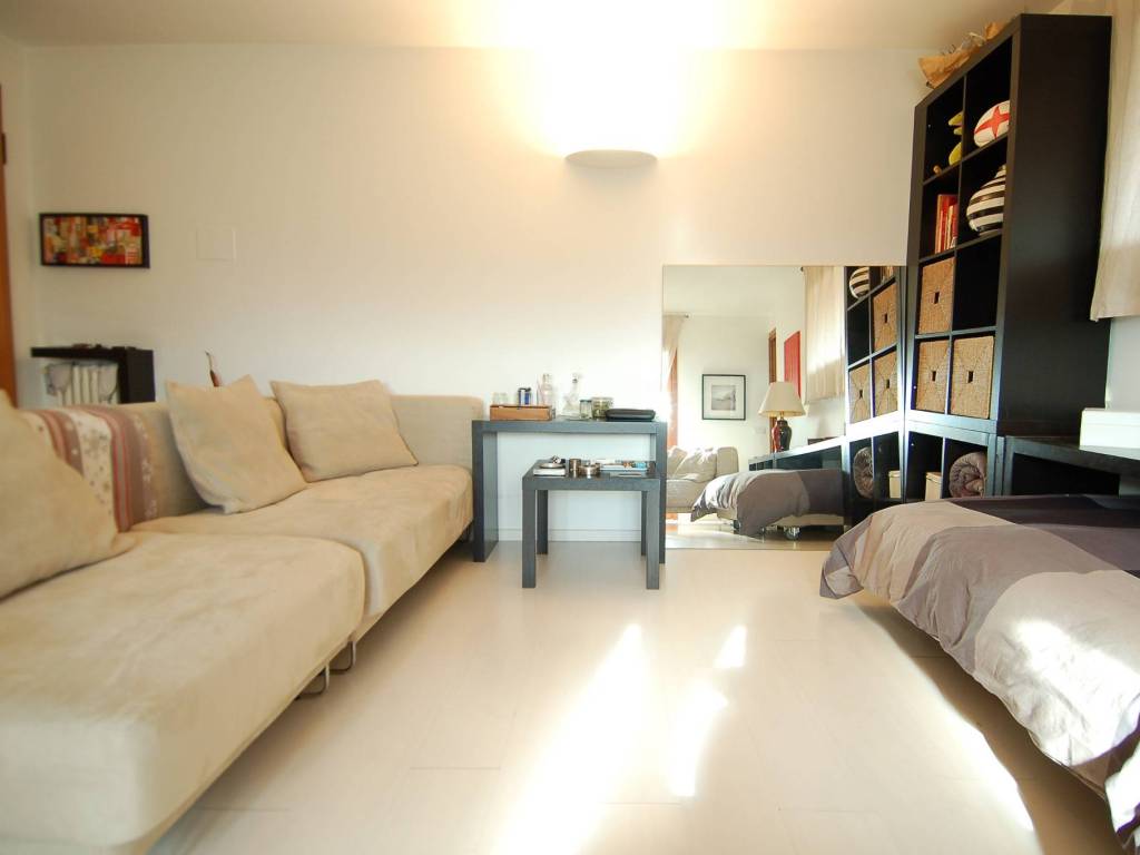 appartamento in affitto a Milano in zona Solari