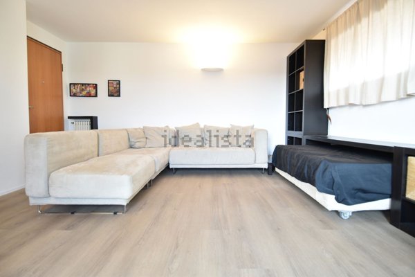 appartamento in affitto a Milano in zona Lorenteggio