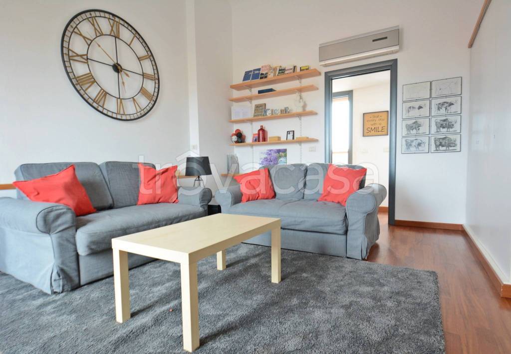 appartamento in affitto a Milano in zona Porta Genova