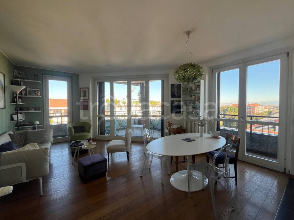 appartamento in affitto a Milano in zona Porta Romana