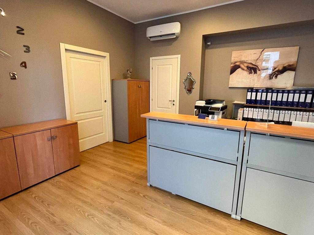 negozio in affitto a Milano in zona Solari