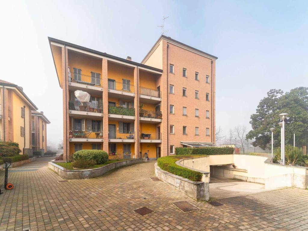 appartamento in affitto a Milano in zona Barona