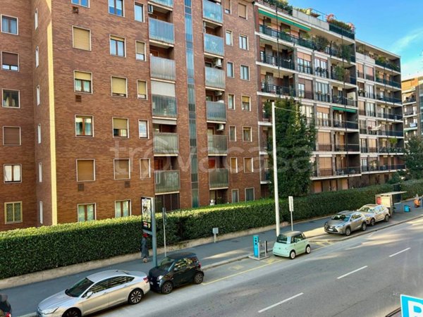 appartamento in affitto a Milano in zona Isola