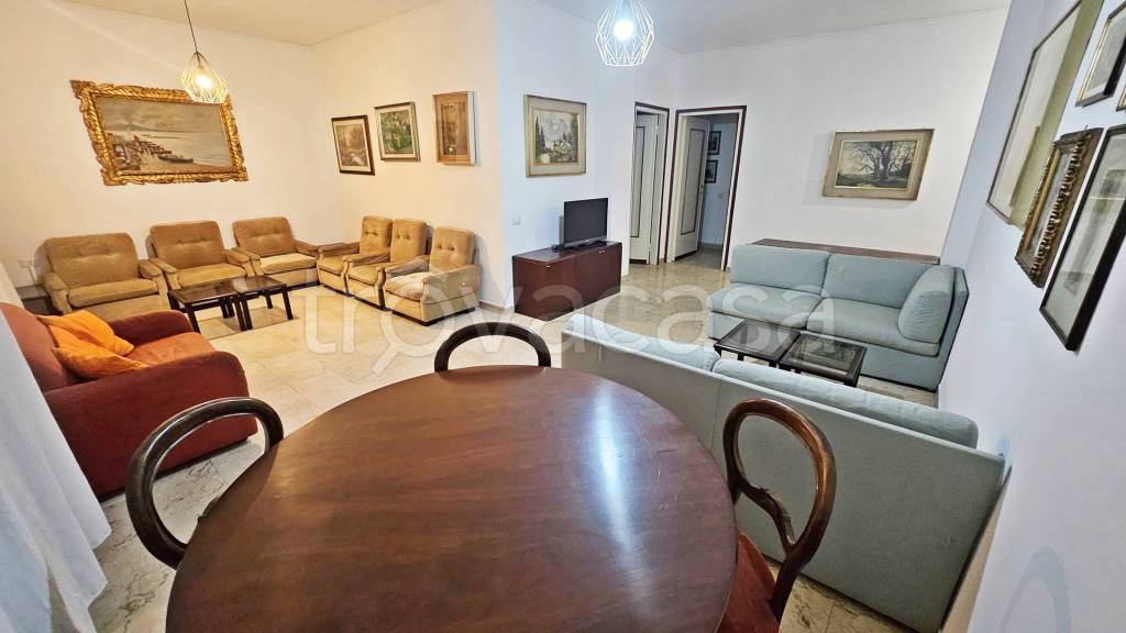 appartamento in affitto a Milano in zona Isola