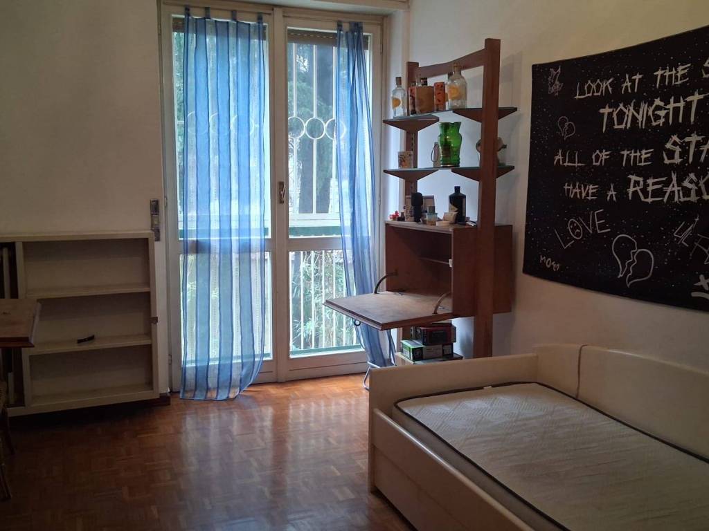 appartamento in affitto a Milano in zona Adriano