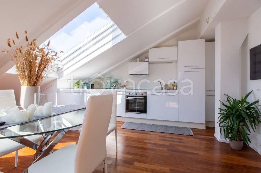 appartamento in affitto a Milano in zona Sempione