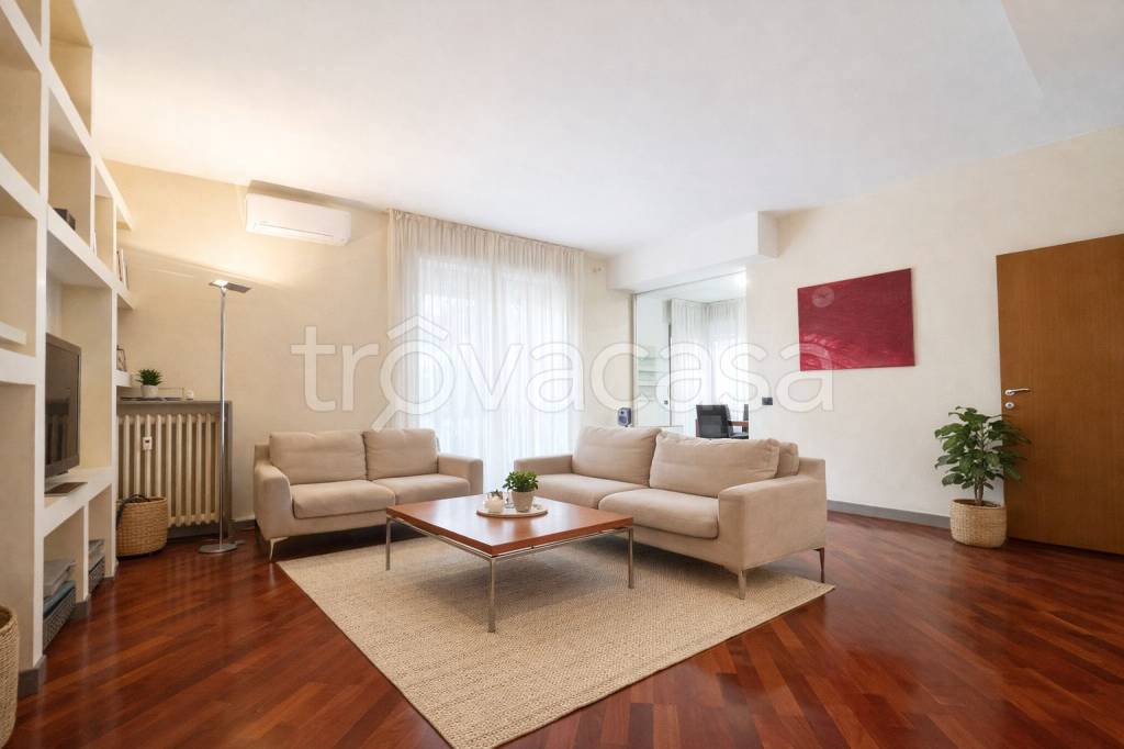 appartamento in affitto a Milano in zona Centro Storico