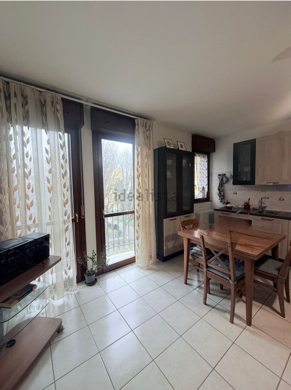 appartamento in affitto a Milano in zona Baggio