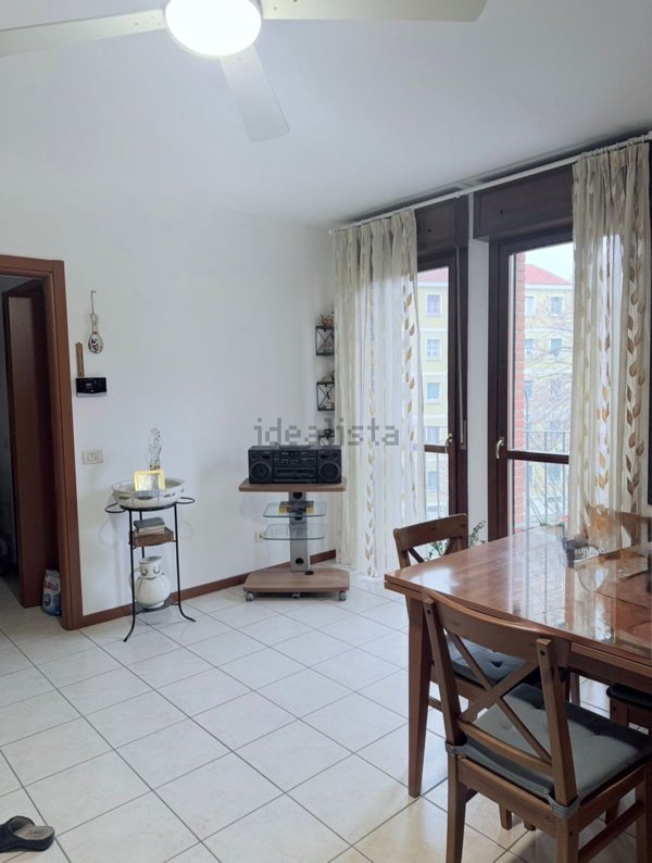 appartamento in affitto a Milano in zona Baggio