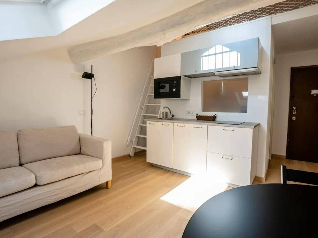 appartamento in affitto a Milano in zona Bocconi