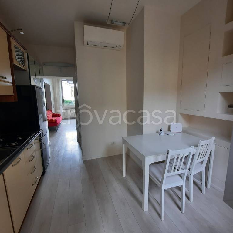 appartamento in affitto a Milano in zona Porta Genova