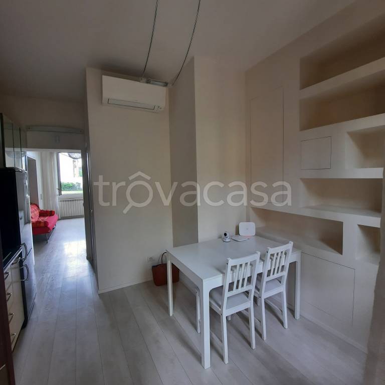 appartamento in affitto a Milano in zona Porta Genova