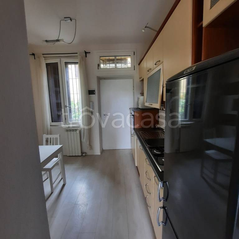 appartamento in affitto a Milano in zona Porta Genova