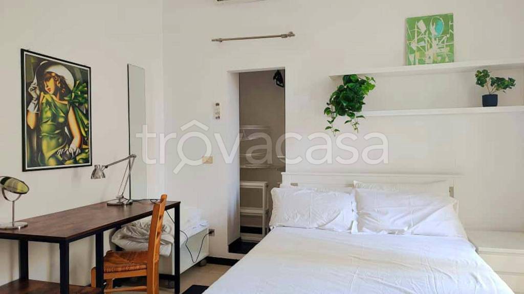 appartamento in affitto a Milano in zona Porta Genova