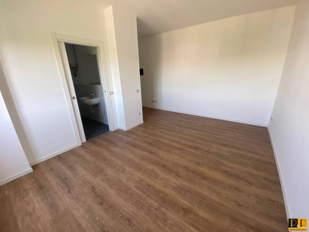 appartamento in affitto a Milano in zona Famagosta