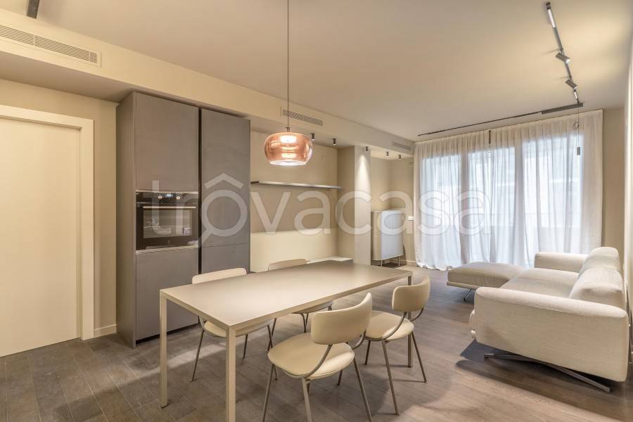 appartamento in affitto a Milano