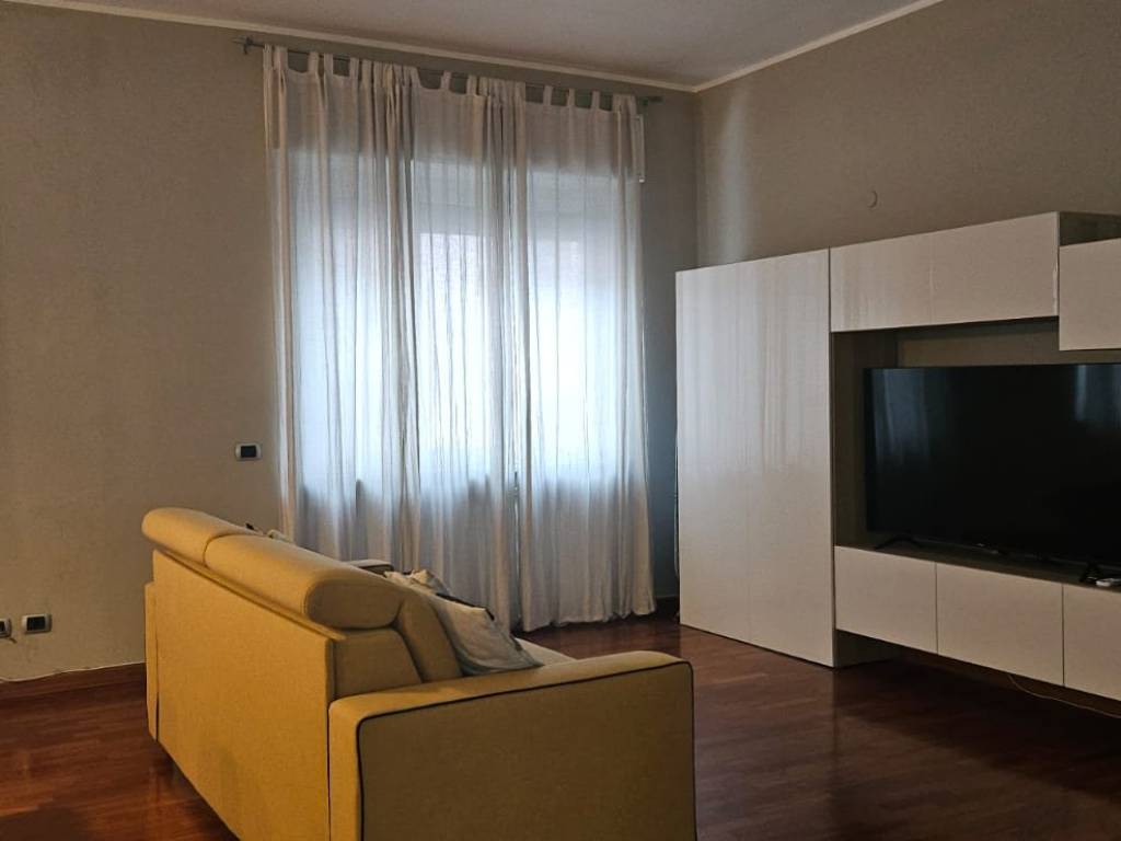 appartamento in affitto a Milano in zona Porta Genova