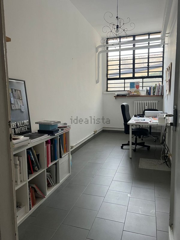 ufficio in affitto a Milano in zona Famagosta