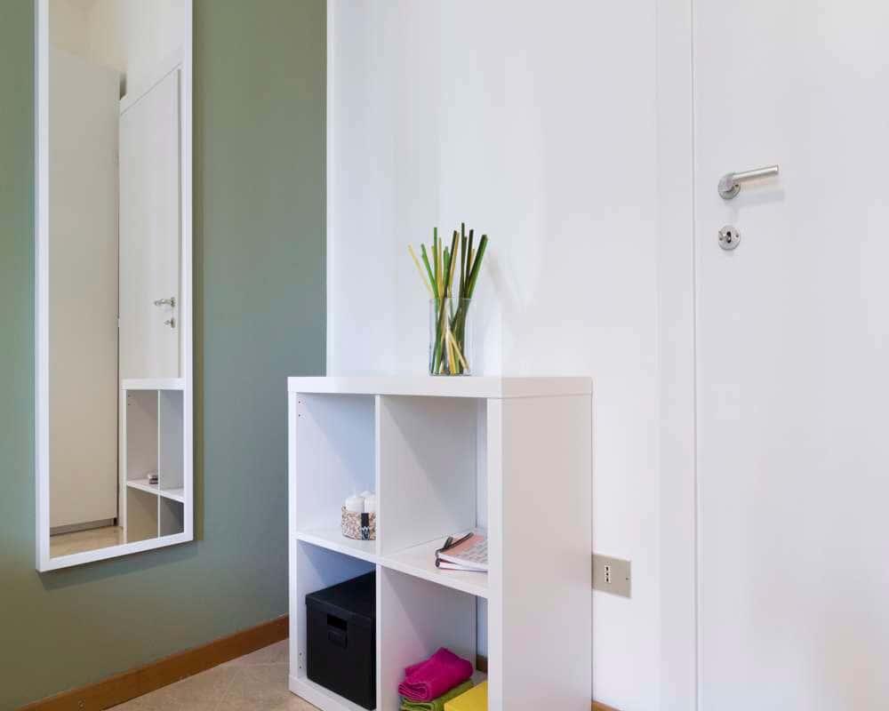 negozio in affitto a Milano in zona Lorenteggio