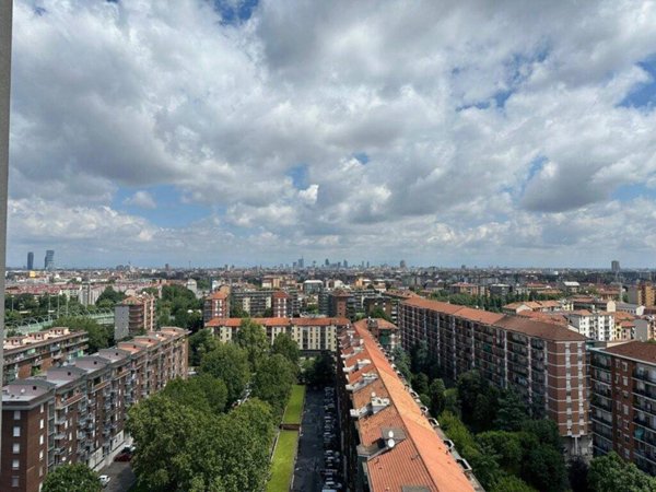 appartamento in affitto a Milano in zona Famagosta