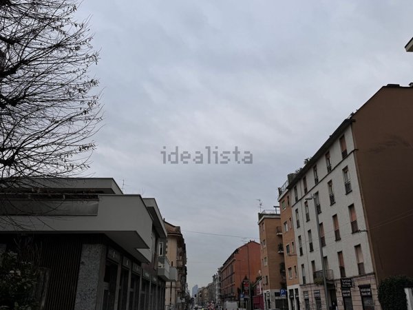 negozio in affitto a Milano in zona Dergano